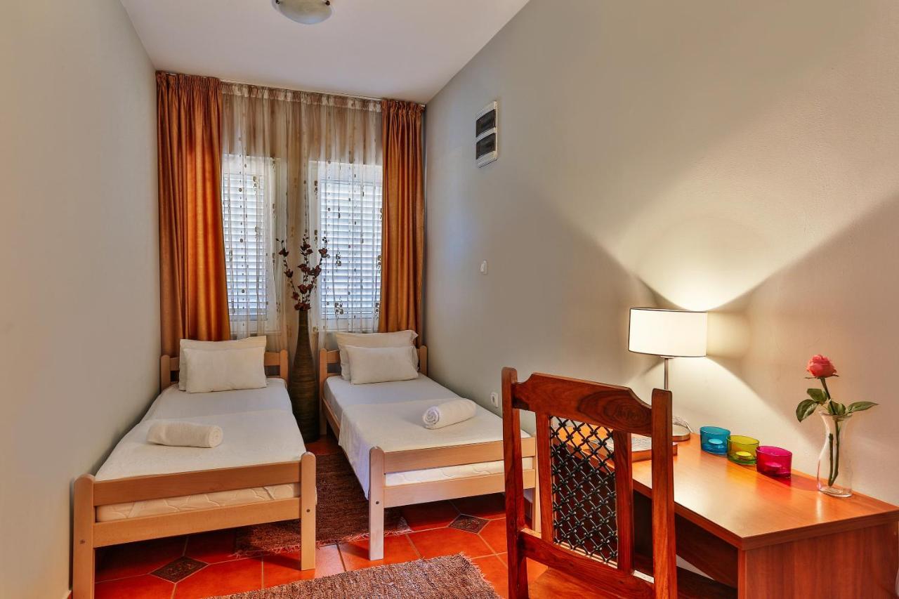 Apartments Misko Utjeha-Bušat Extérieur photo