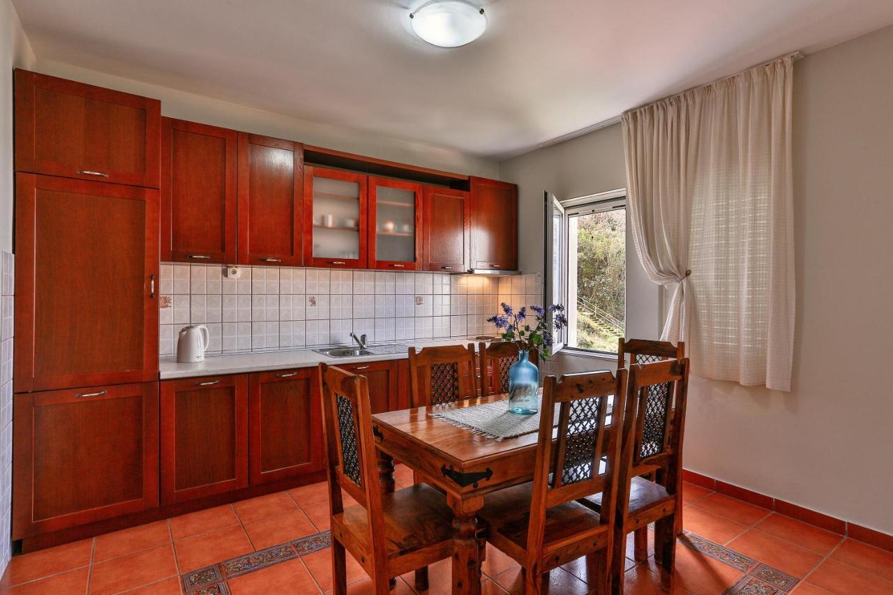 Apartments Misko Utjeha-Bušat Extérieur photo