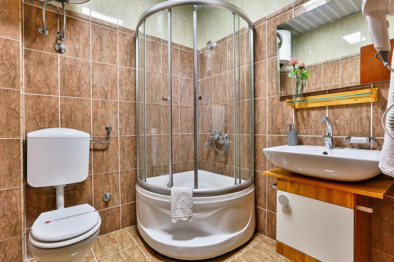 Apartments Misko Utjeha-Bušat Extérieur photo